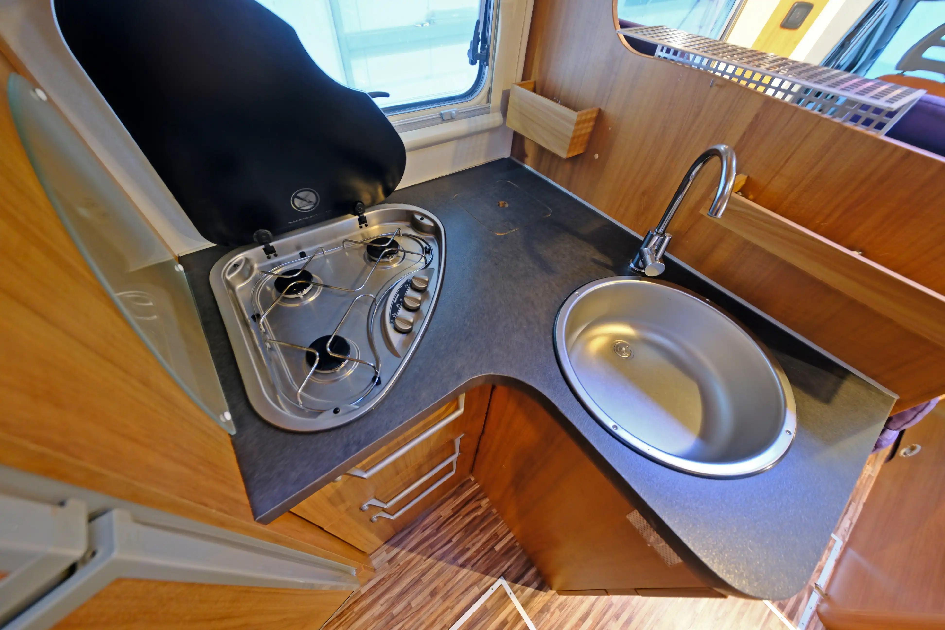 EURAMOBIL Terrestra T 710 HB